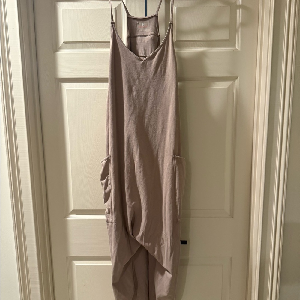 Free People FP Movement Hot Shot One Piece Jumpsuit Mocha Latte Size XL NWOT - Picture 2 of 2